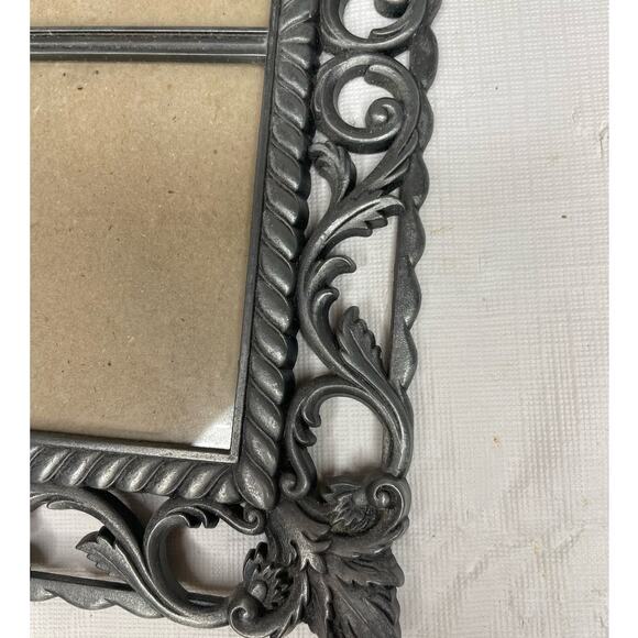 Ornate Metal Photo Frame 4.5x3" Sections GUC - Picture 2 of 4